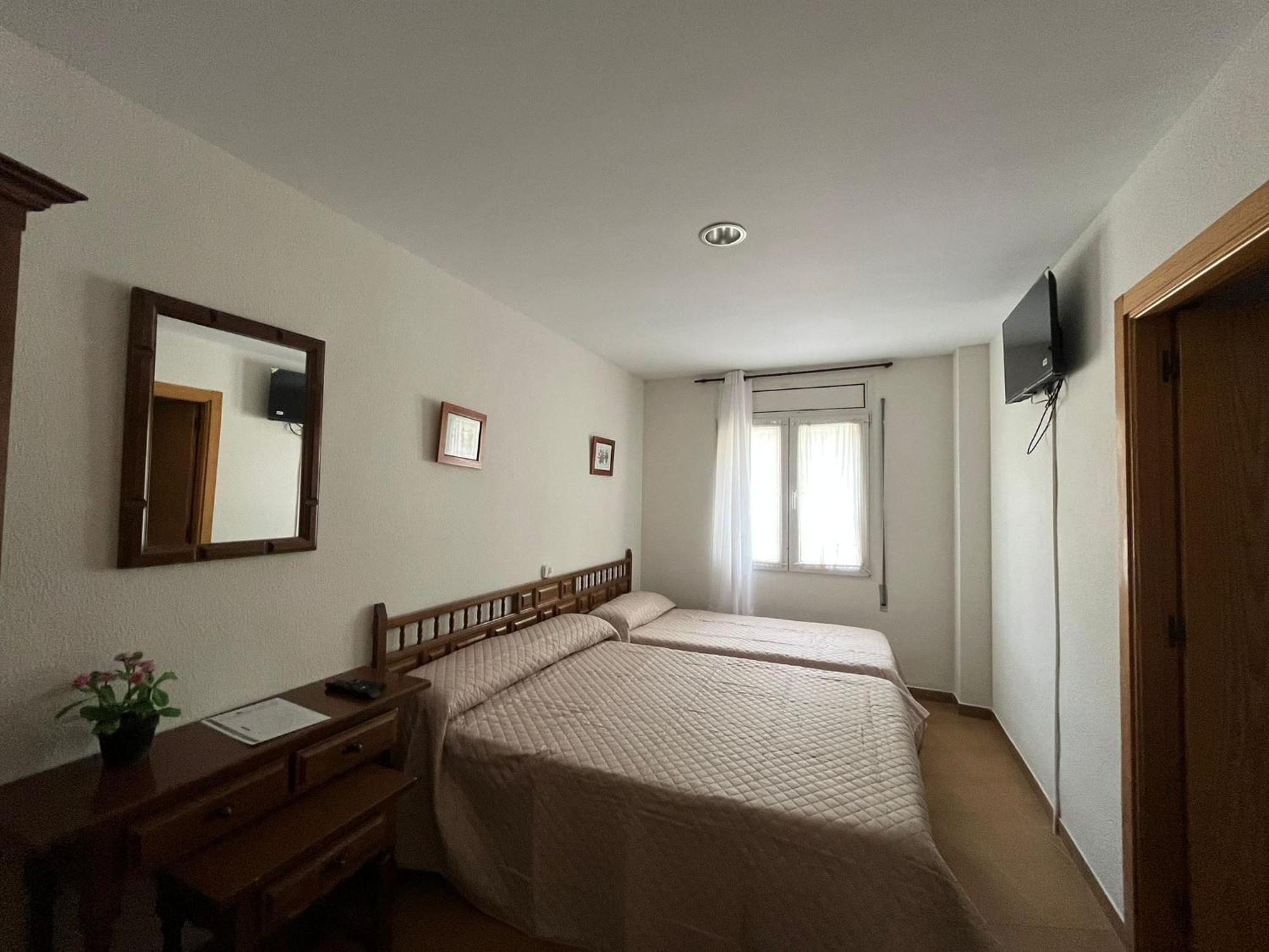 Hostal Casa Amalia Teruel Exteriör bild